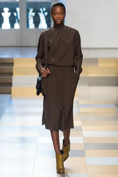 Look 23